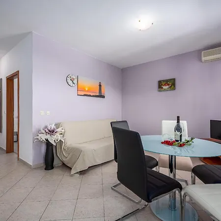 With A Swimming Pool Drenje, - 22999 *